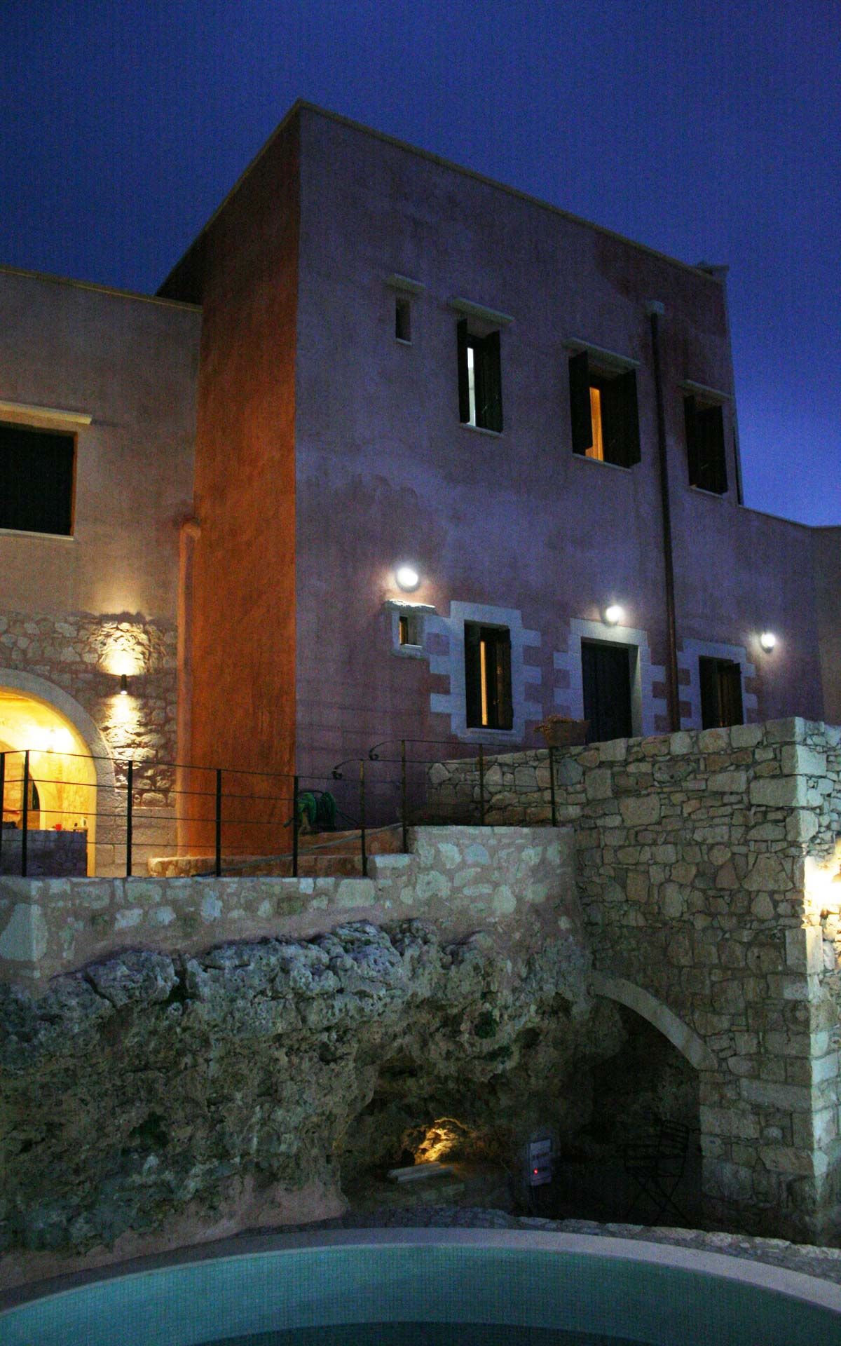 Kastellos Village