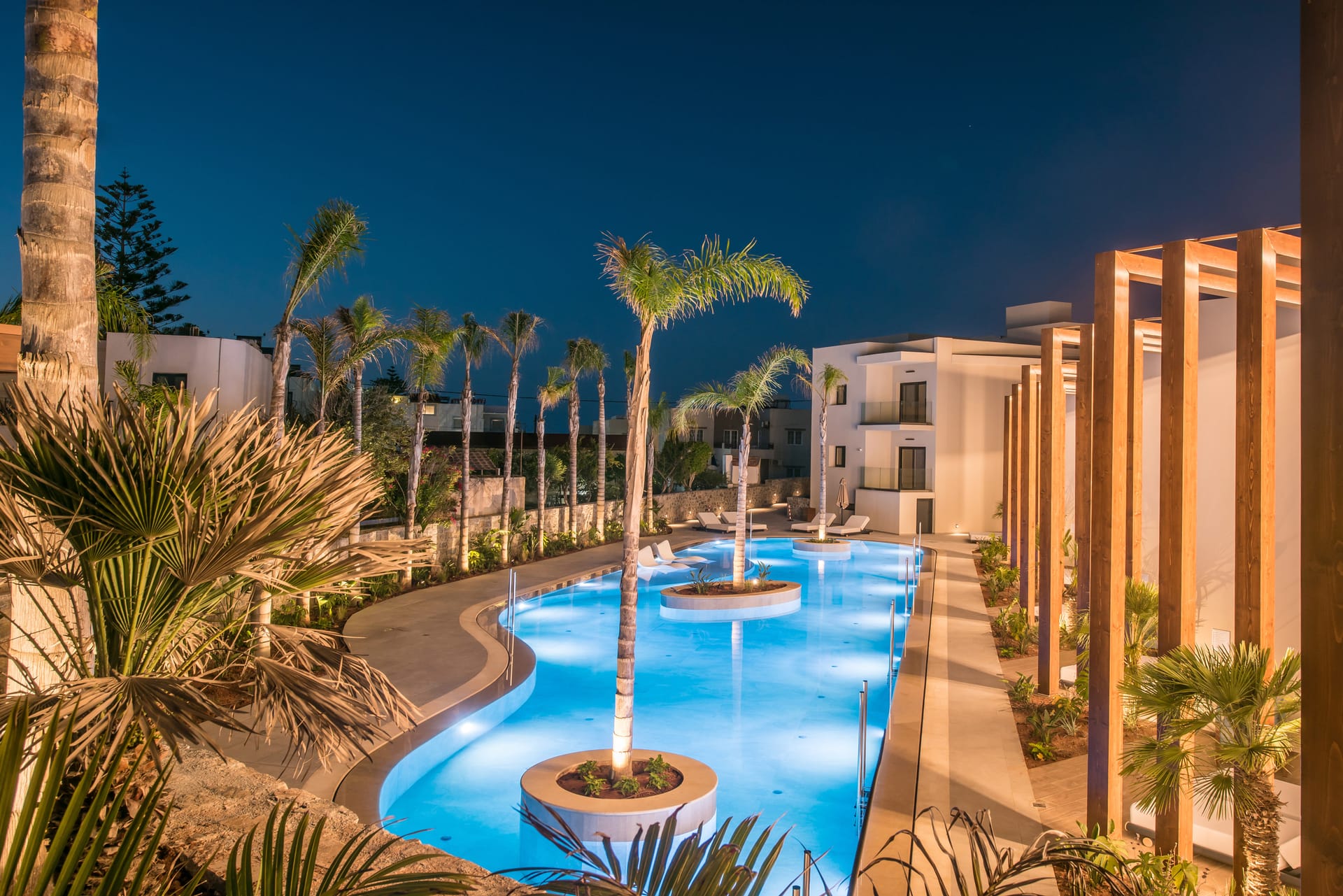 Noble Hotel & Suites