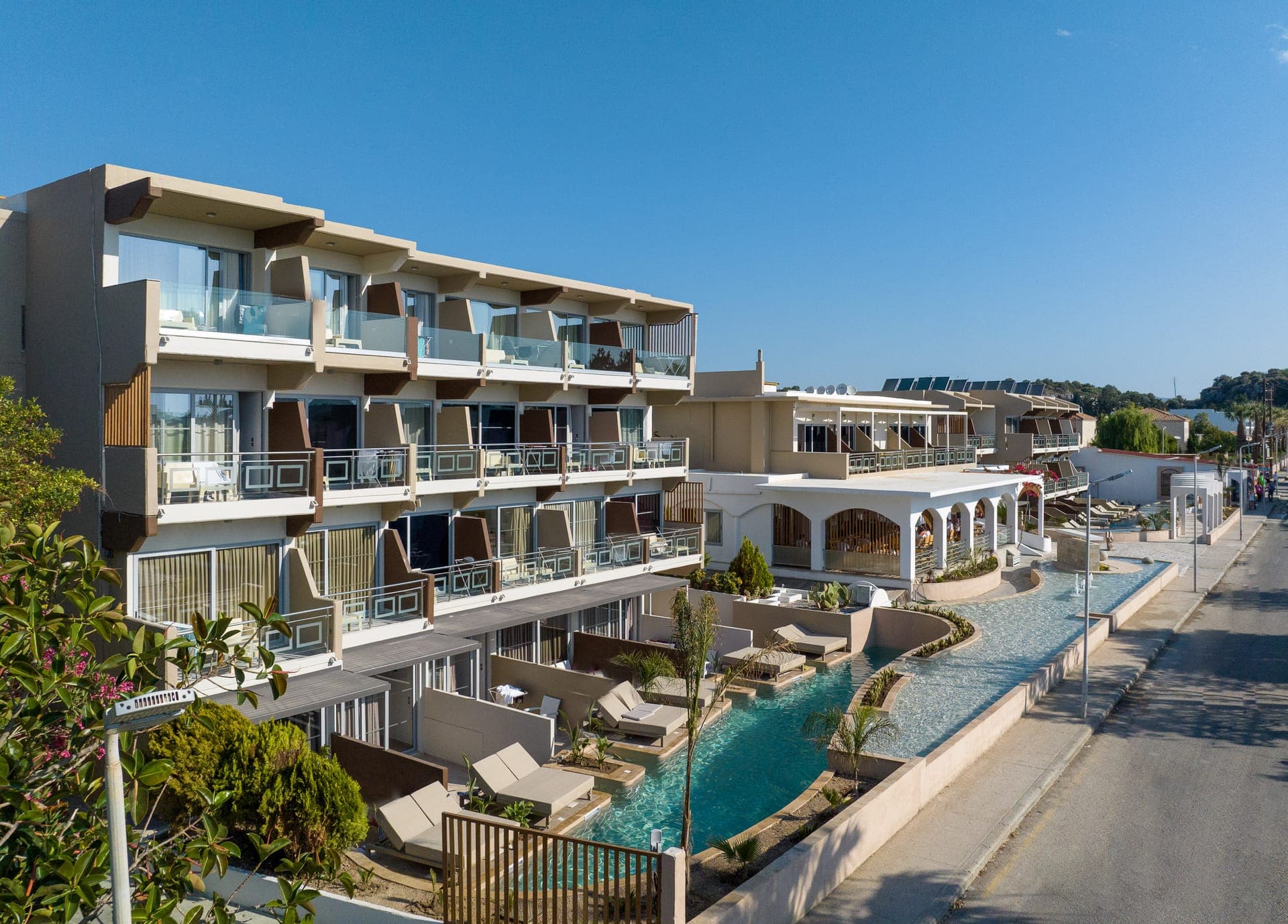 KOLYMBIA BAY ART BOUTIQUE HOTEL