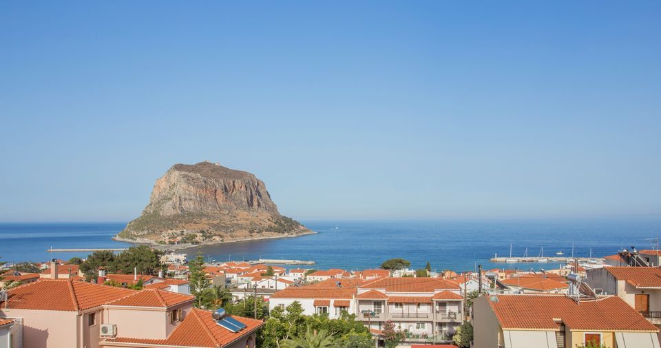 Monemvasia Green Apartments