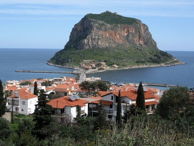 Monemvasia Green Apartments
