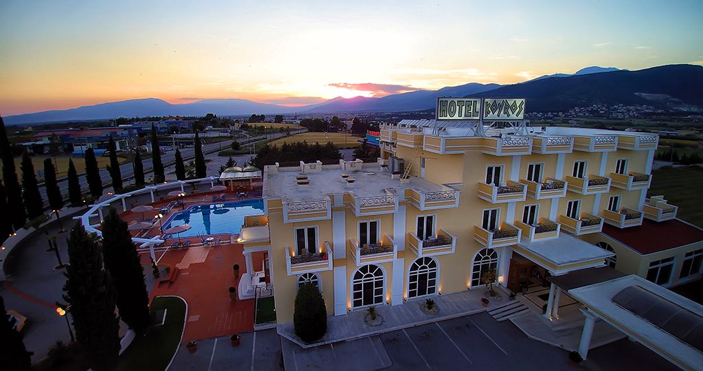 Kouros Hotel Drama