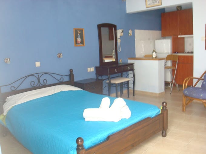 Kouvaras Apartments