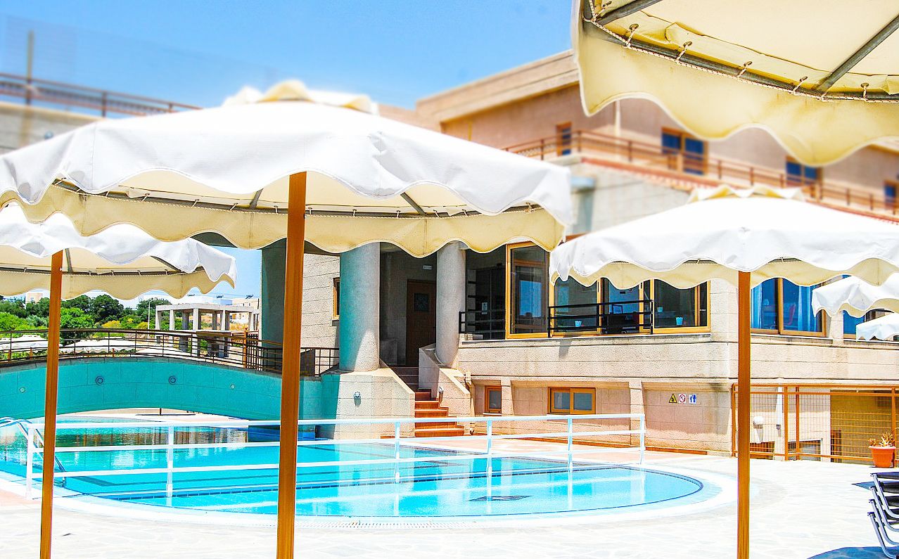 Ledras Beach Hotel & Villas