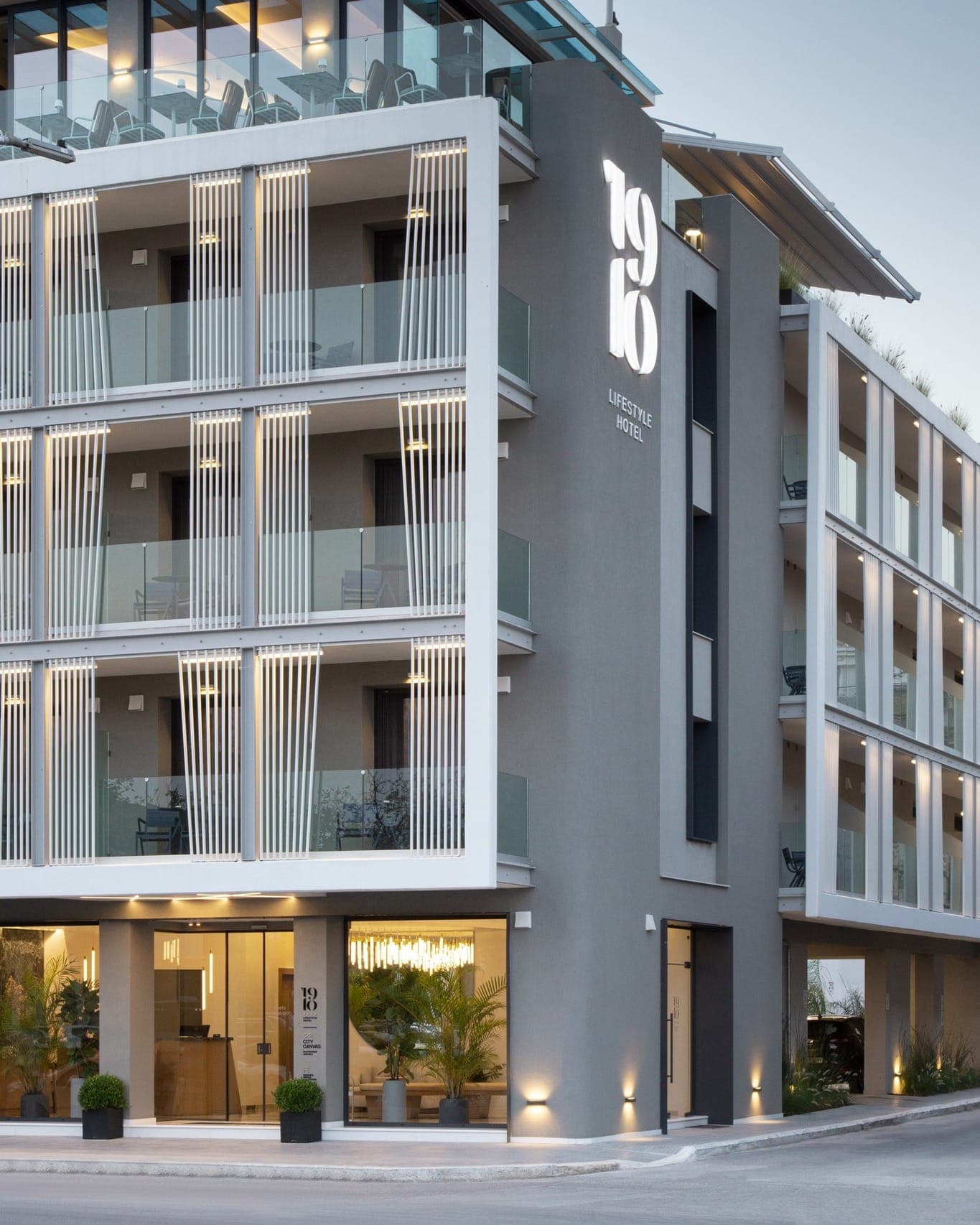 1910 Lifestyle Hotel & 1910 Legacy Hotel