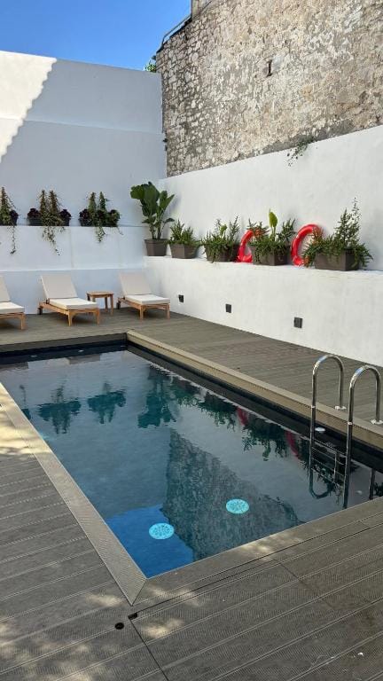Limni Boutique Experience Hotel