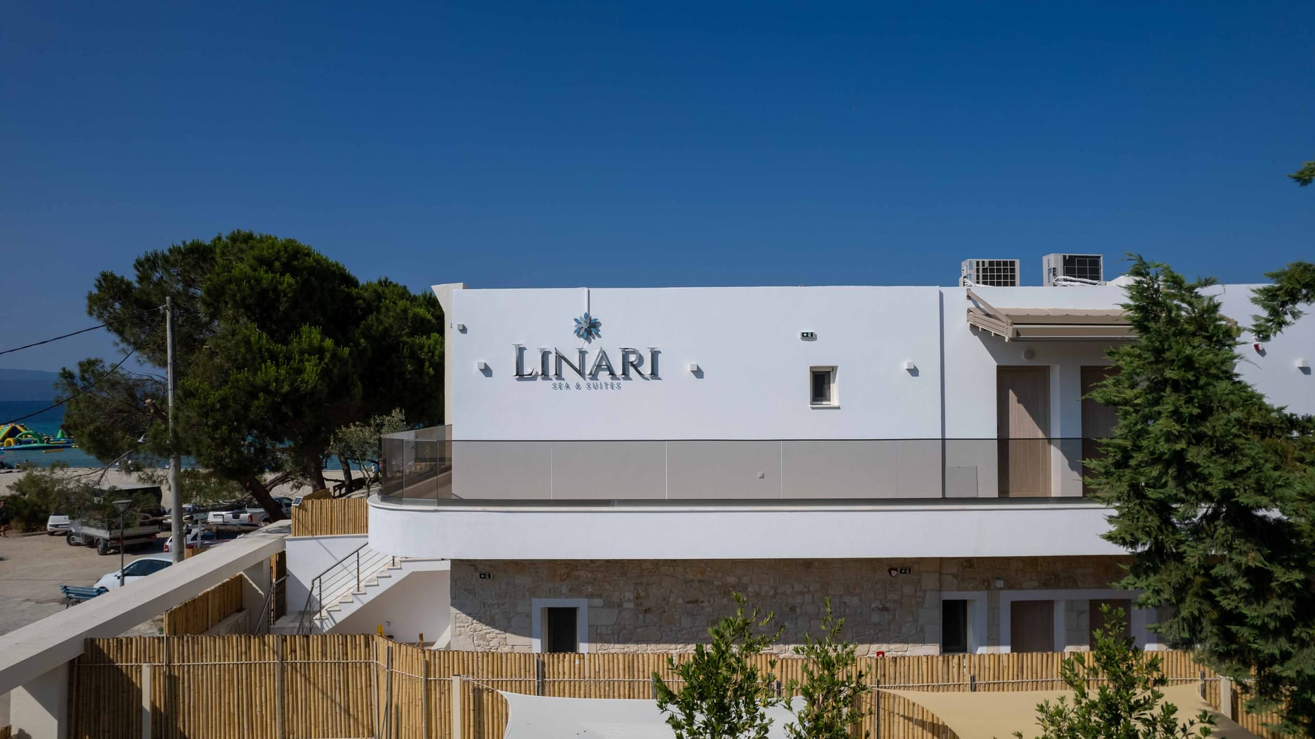 Linari Sea & Suites