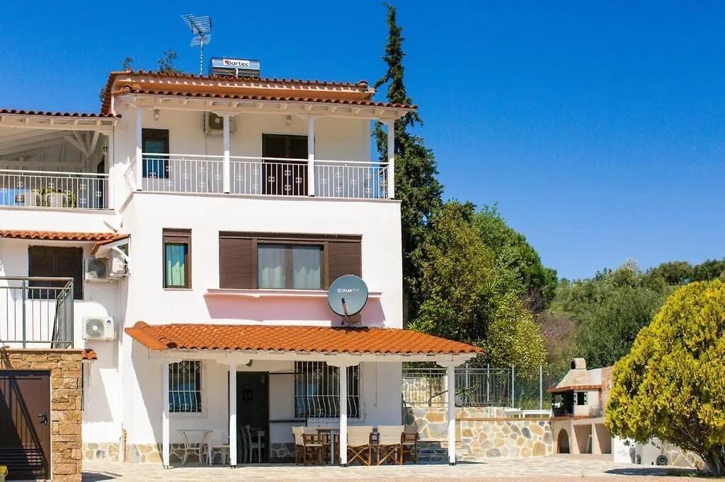 Lion Villa