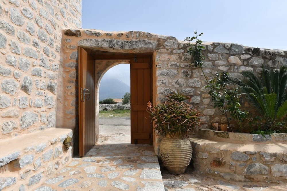 Lithos Stone Suites