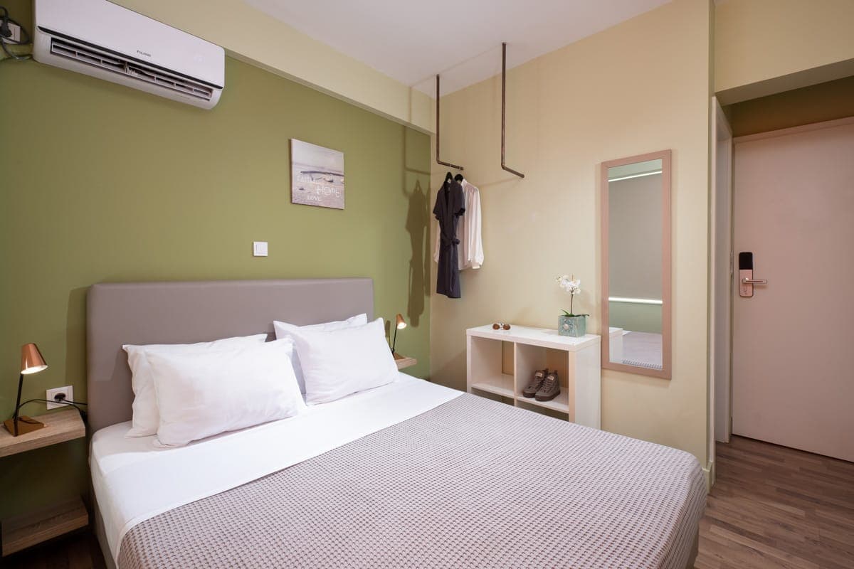 Enattica Syntagma Living