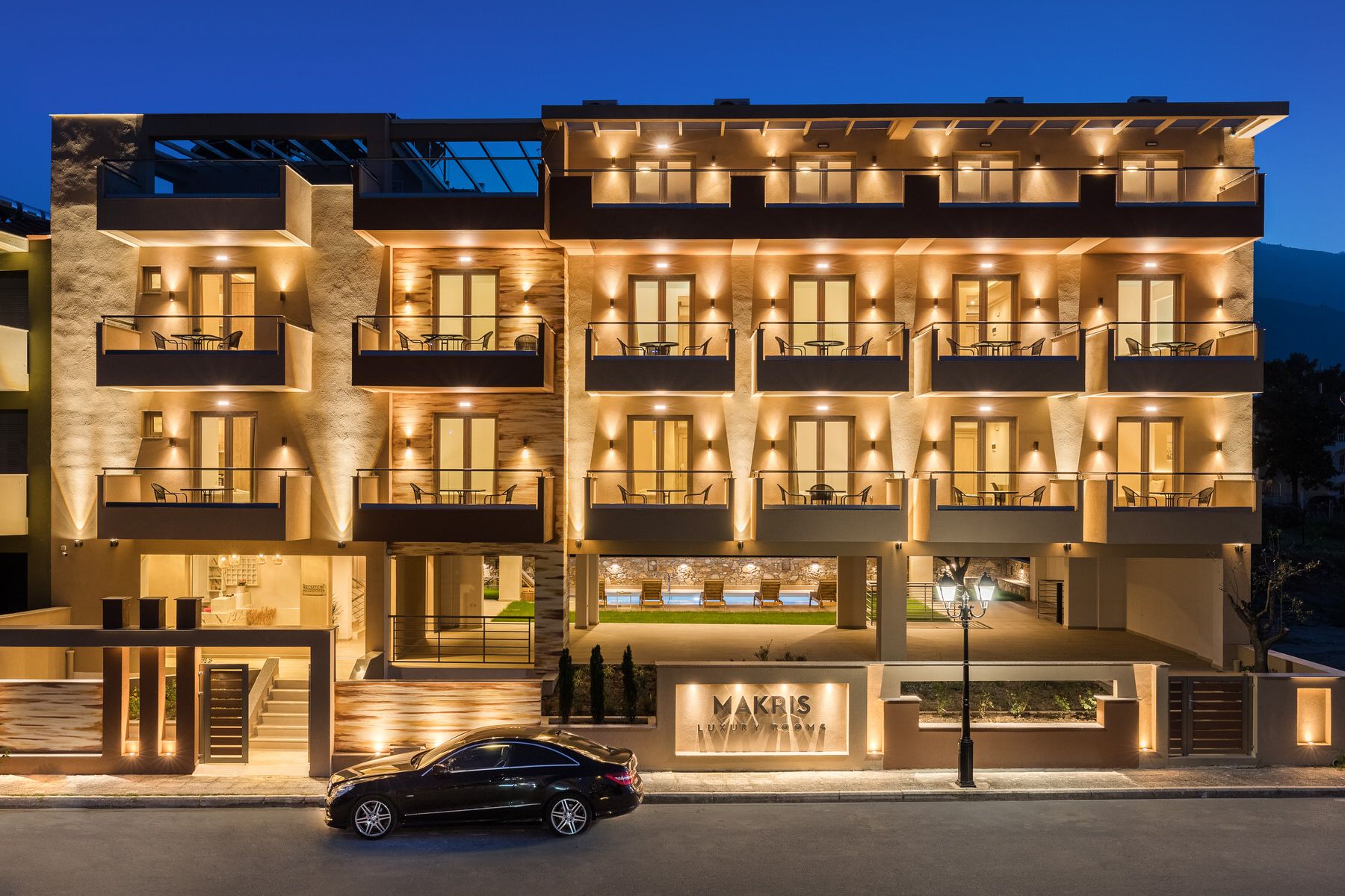 Makris Luxury Rooms