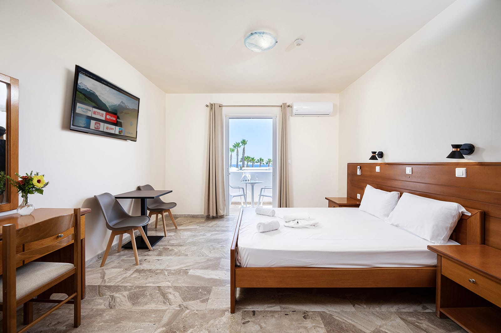 Mammis Beach Hotel