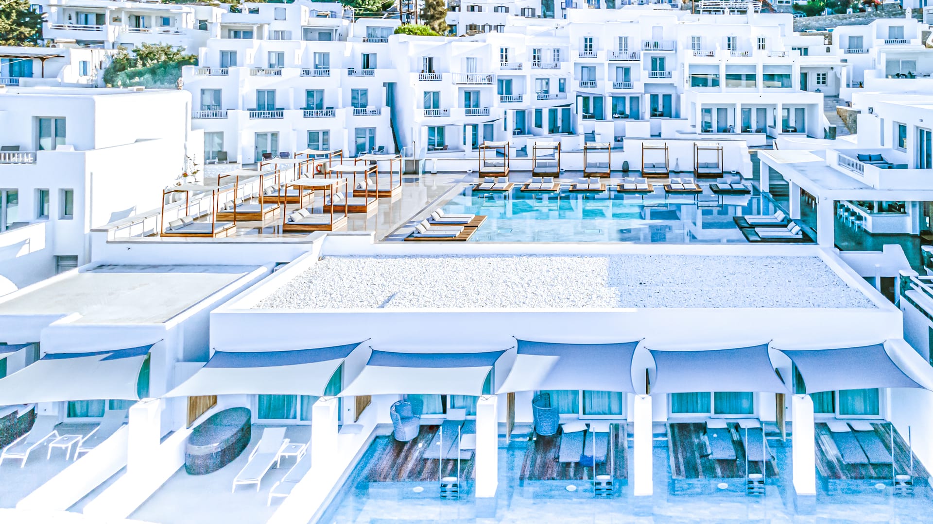 Manoulas Beach Hotel