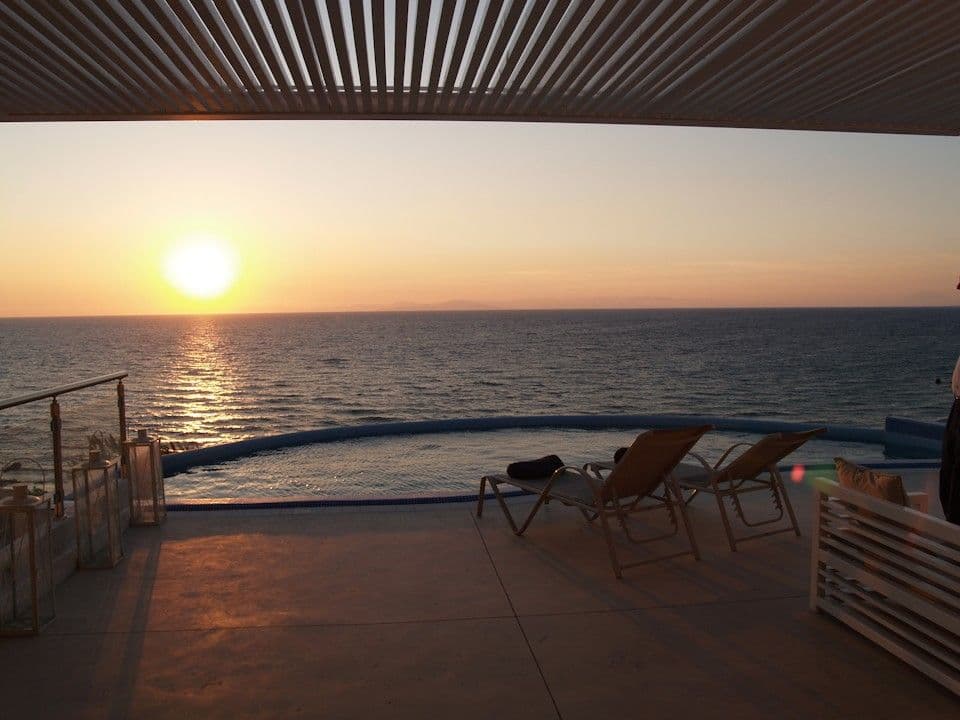 Mare Dei Suites Hotel