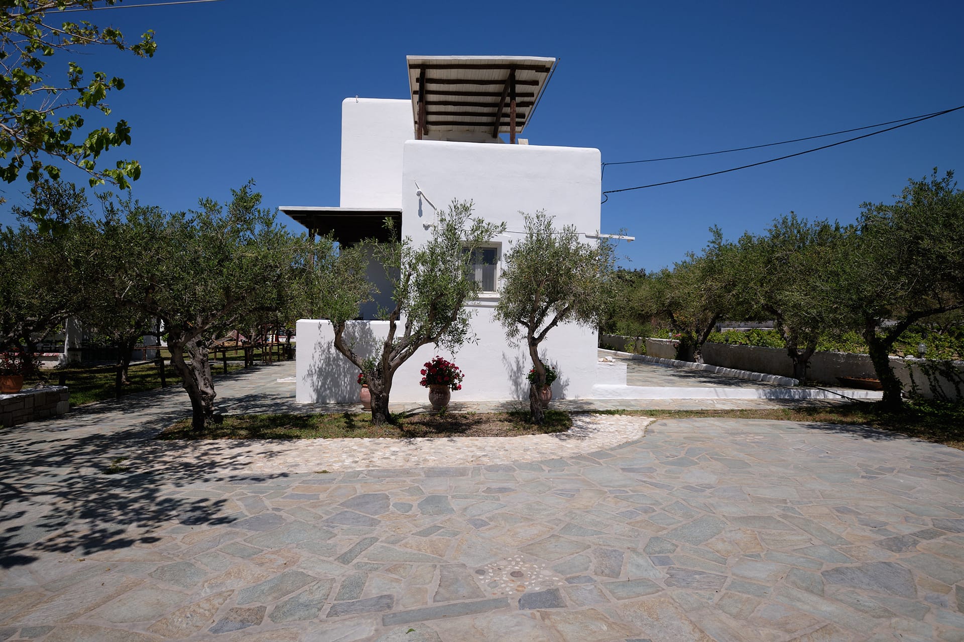 Marili Apartments & Studios
