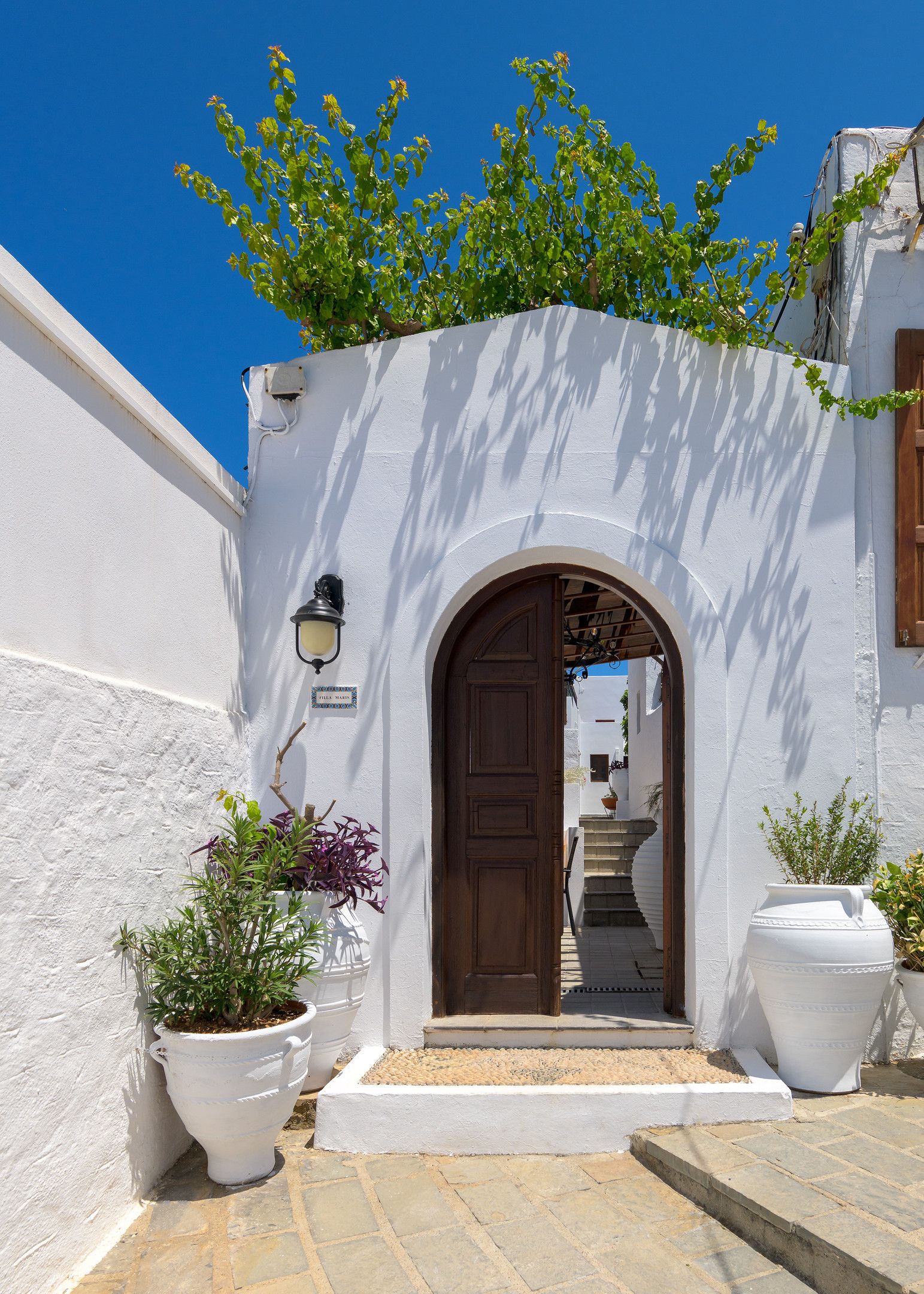 Maris Lindos Suites & Apartments