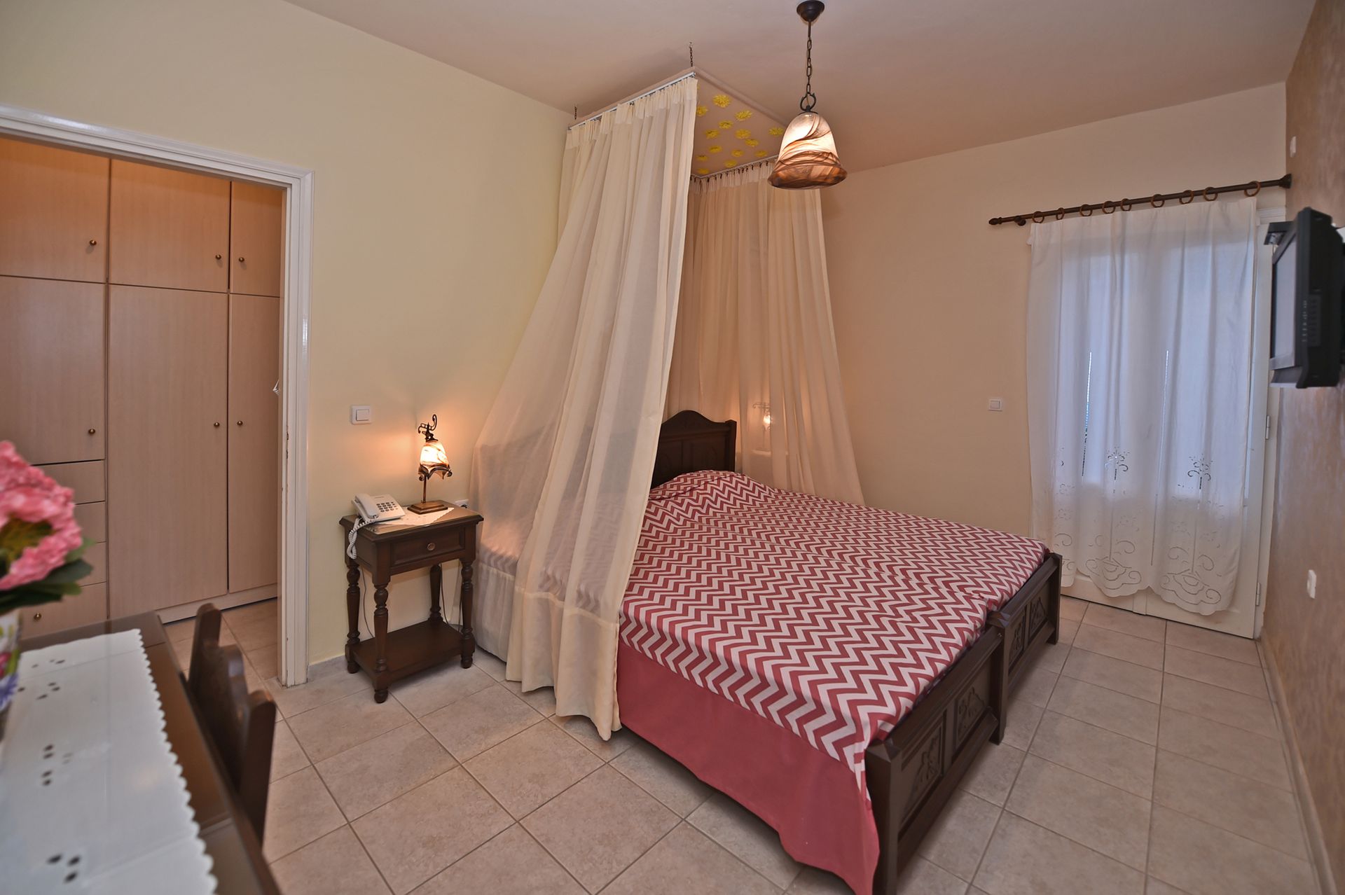 Matas Apartments Tinos