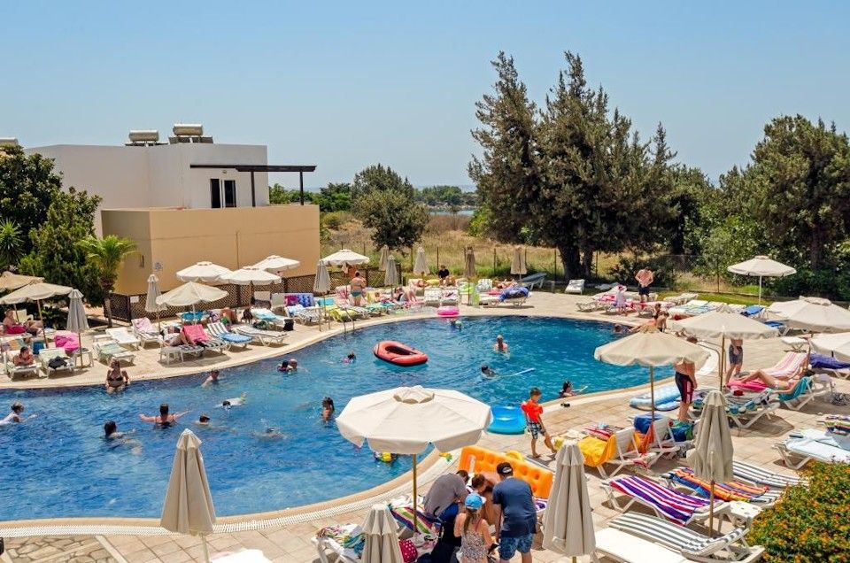 Matina Pefkos Aparthotel
