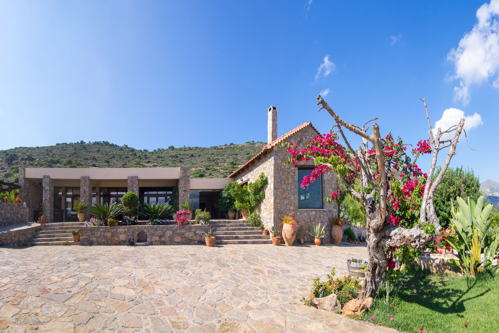 Melidoni X Village