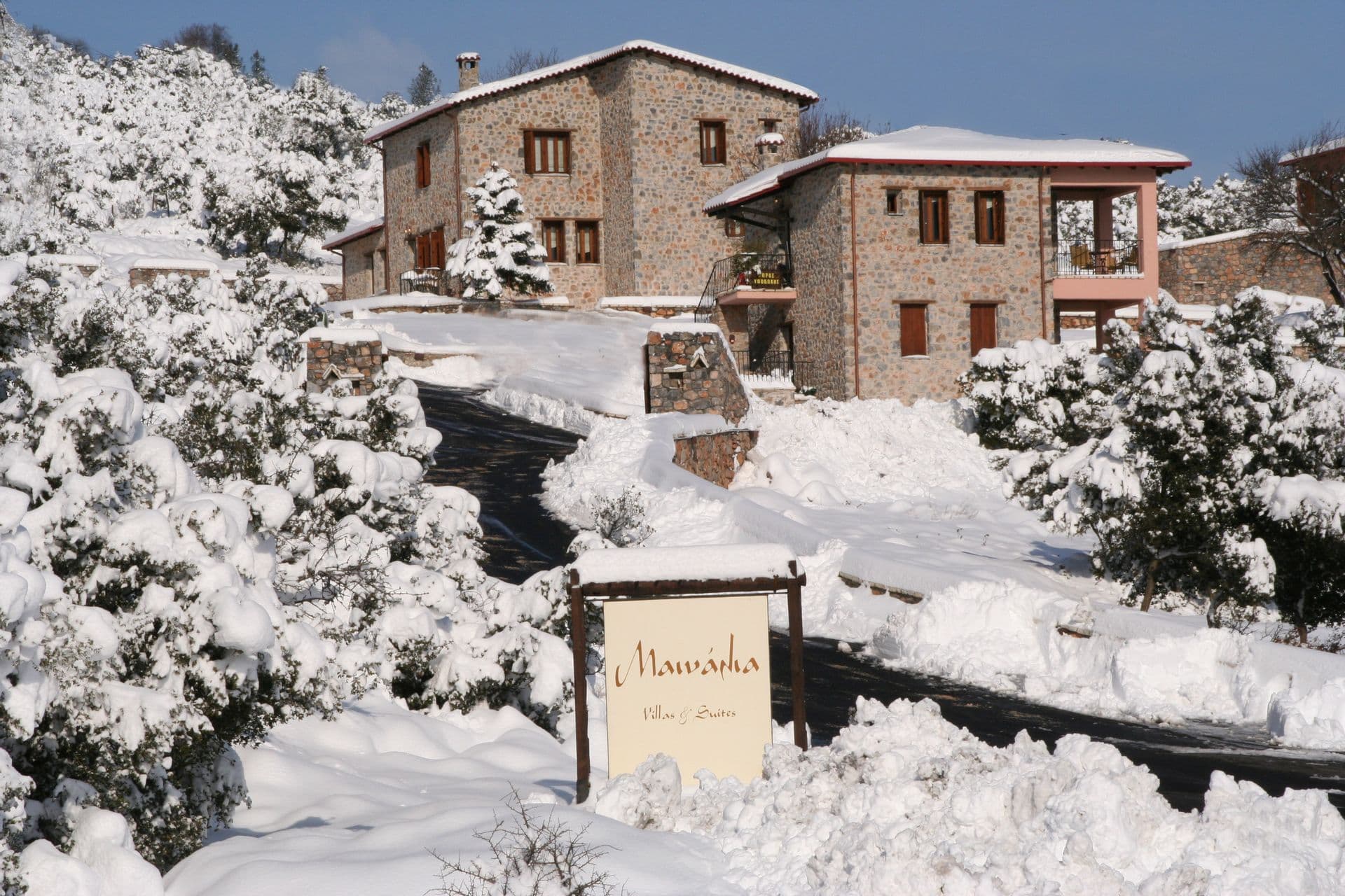 Menalia Villas & Suites