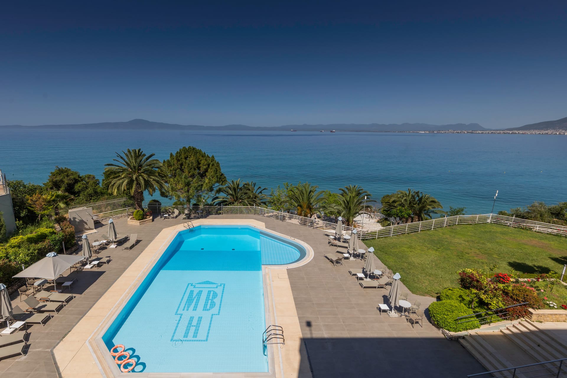 Messinian Bay Hotel