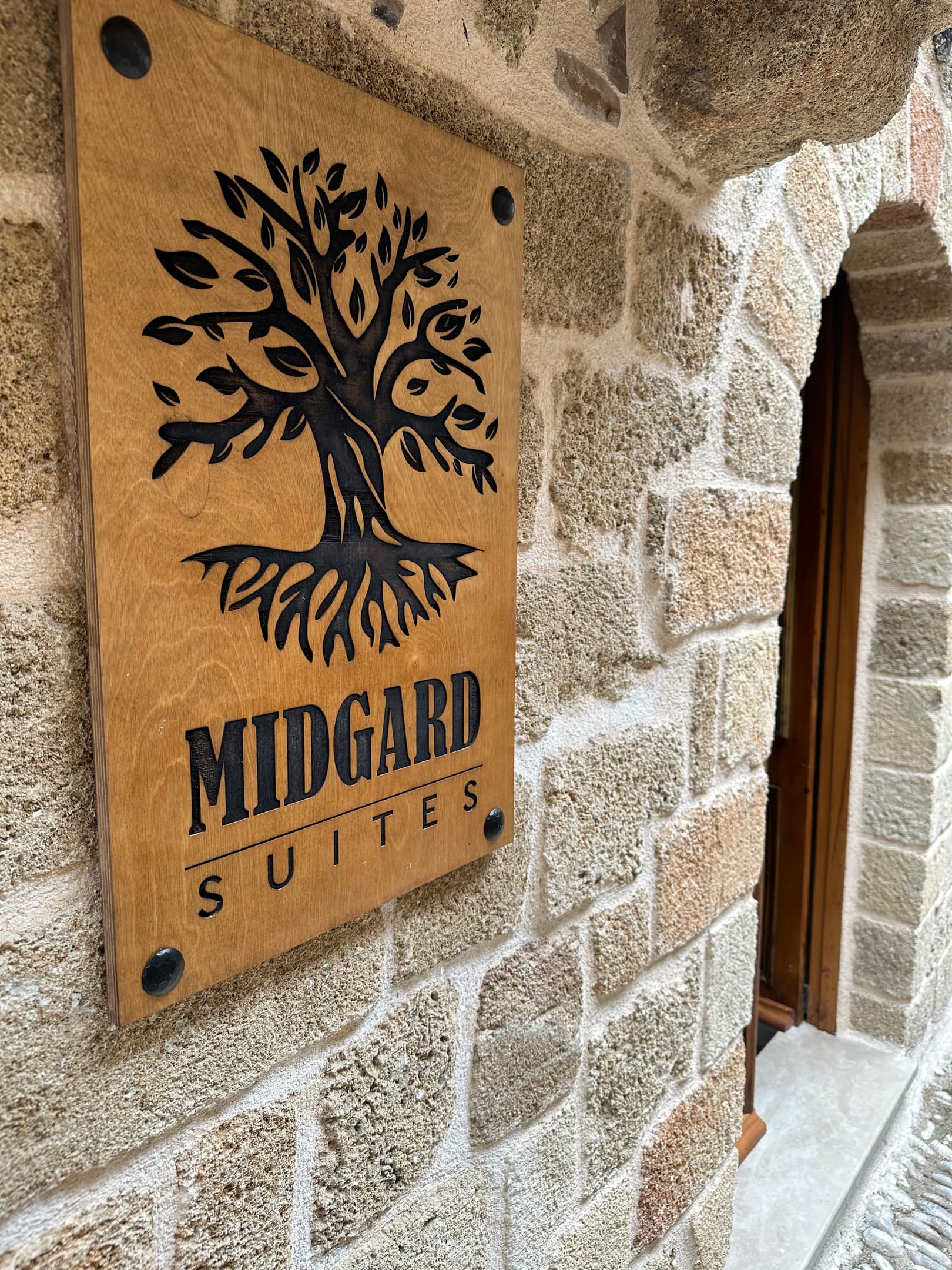 Midgard Suites