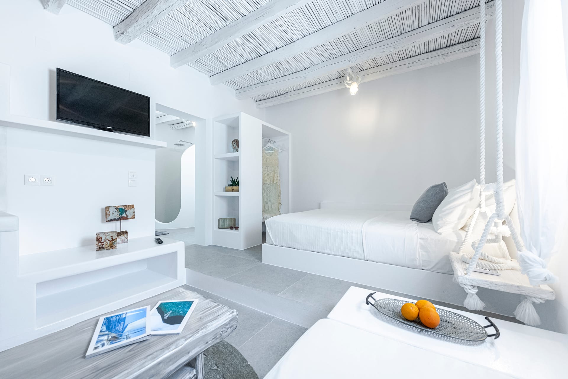 Milinon Suites