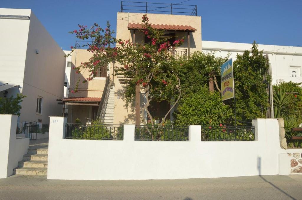Milos Apartment