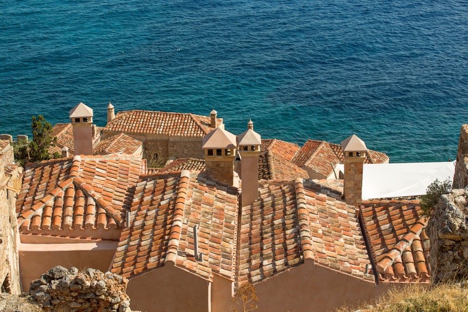 Moni Emvasis Luxury Suites