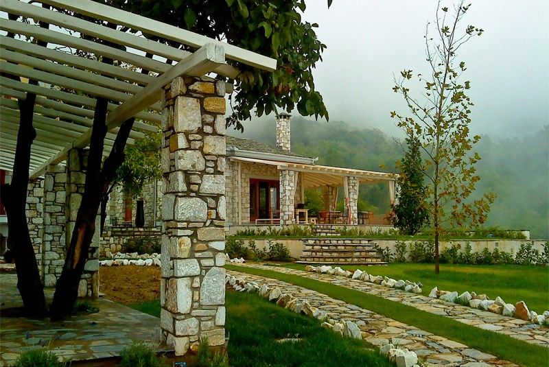 Mikros Vorias Small Luxury Suites
