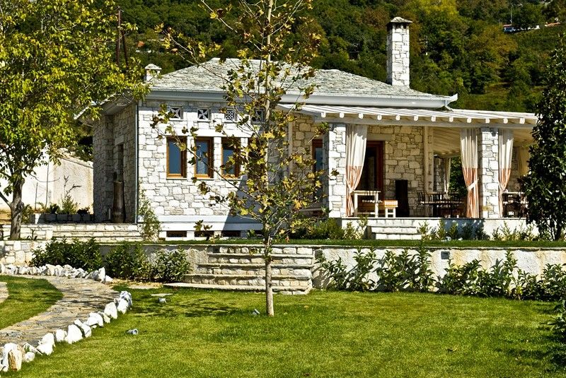 Mikros Vorias Small Luxury Suites