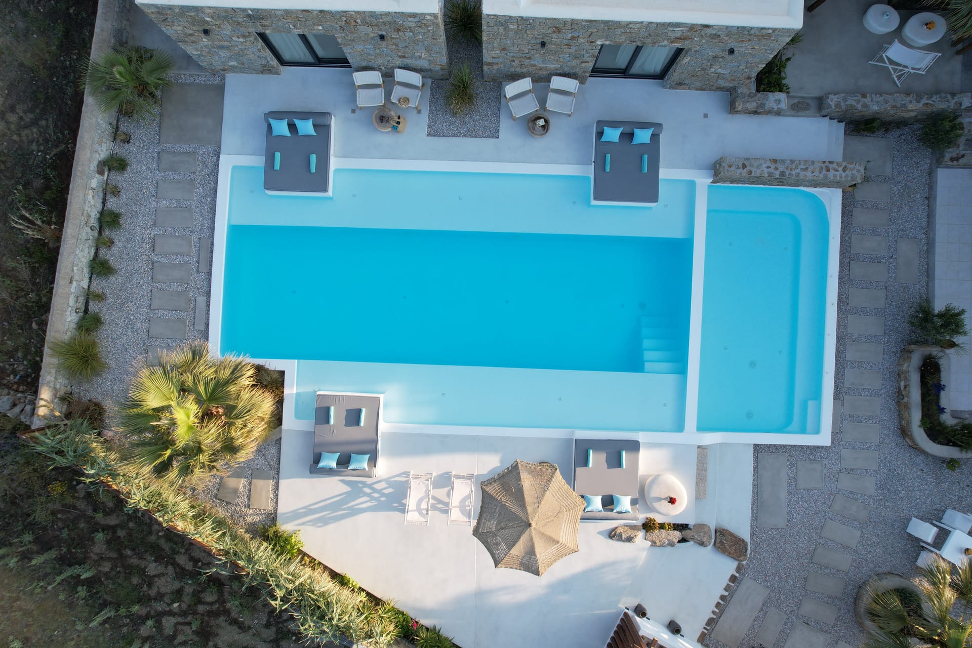 Myconian Theros Luxury Suites