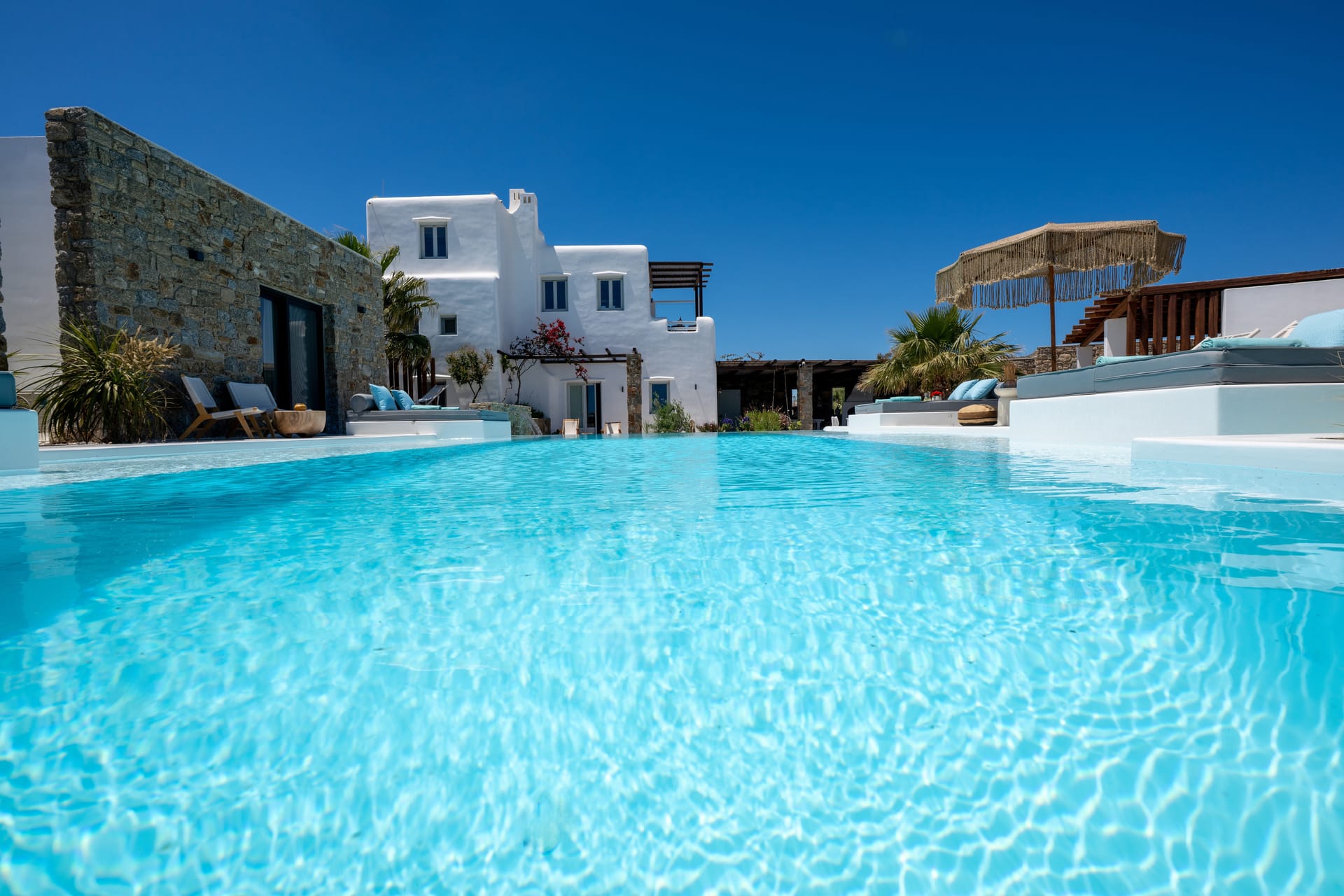 Myconian Theros Luxury Suites
