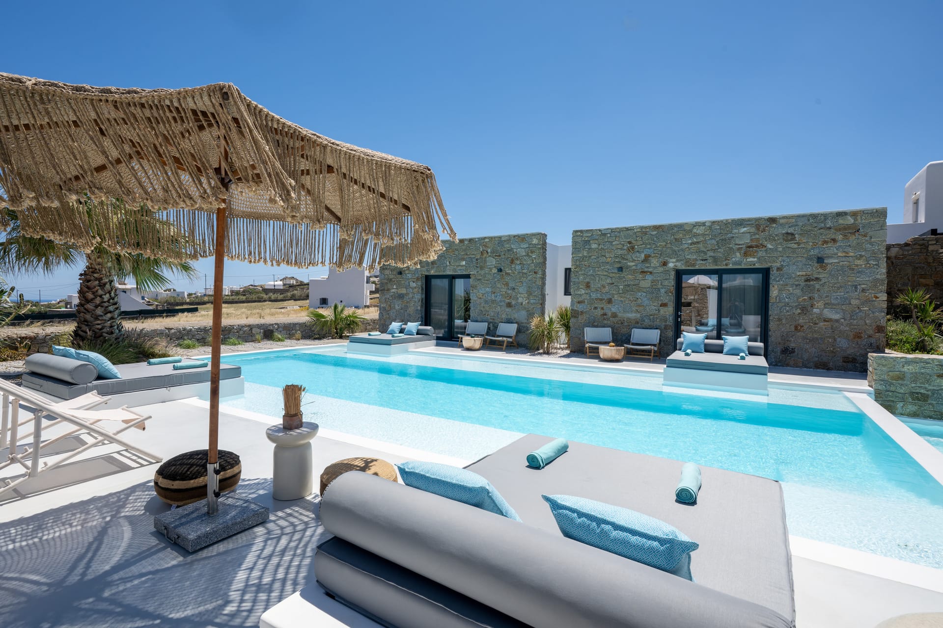 Myconian Theros Luxury Suites