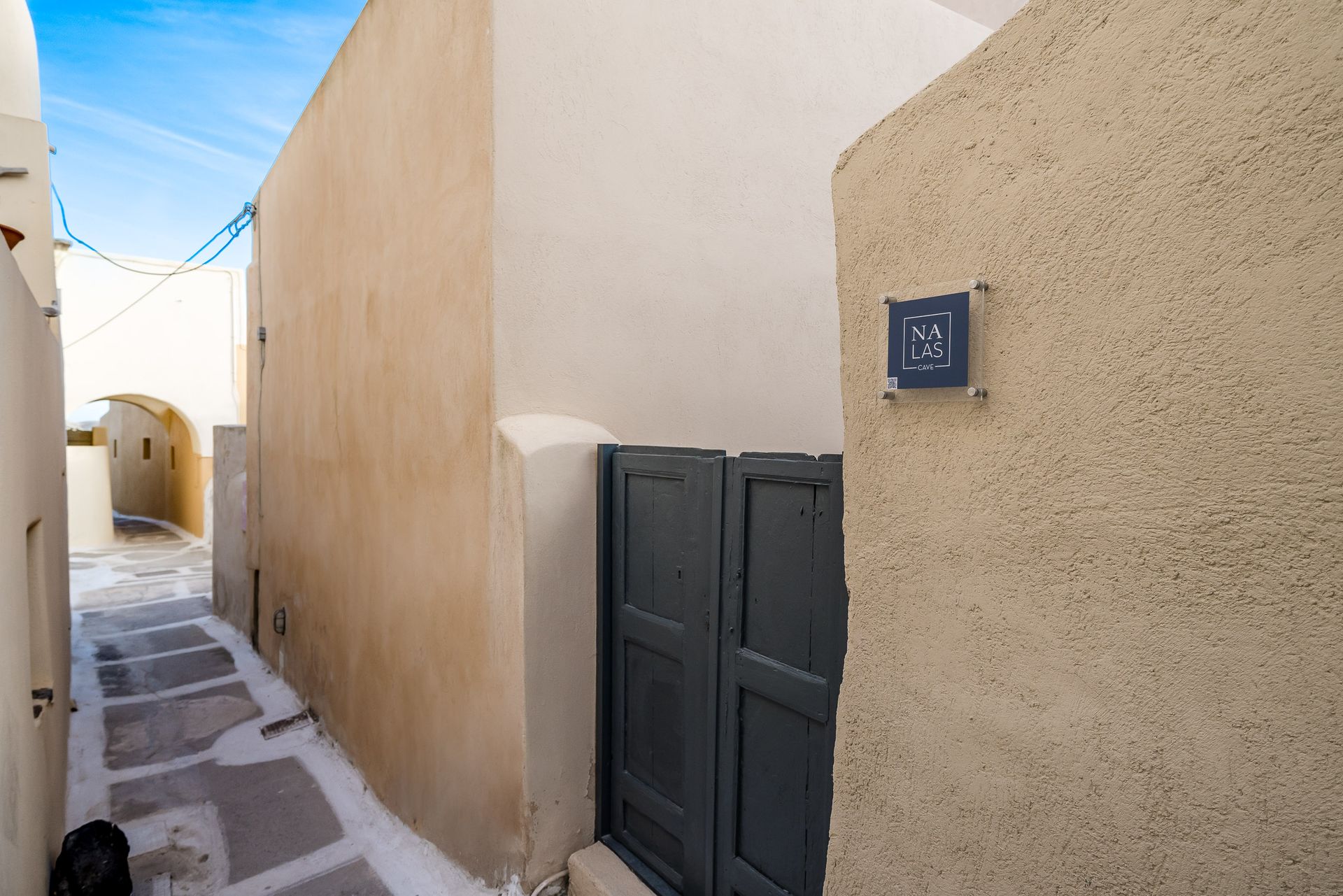 Nalas Suites Santorini