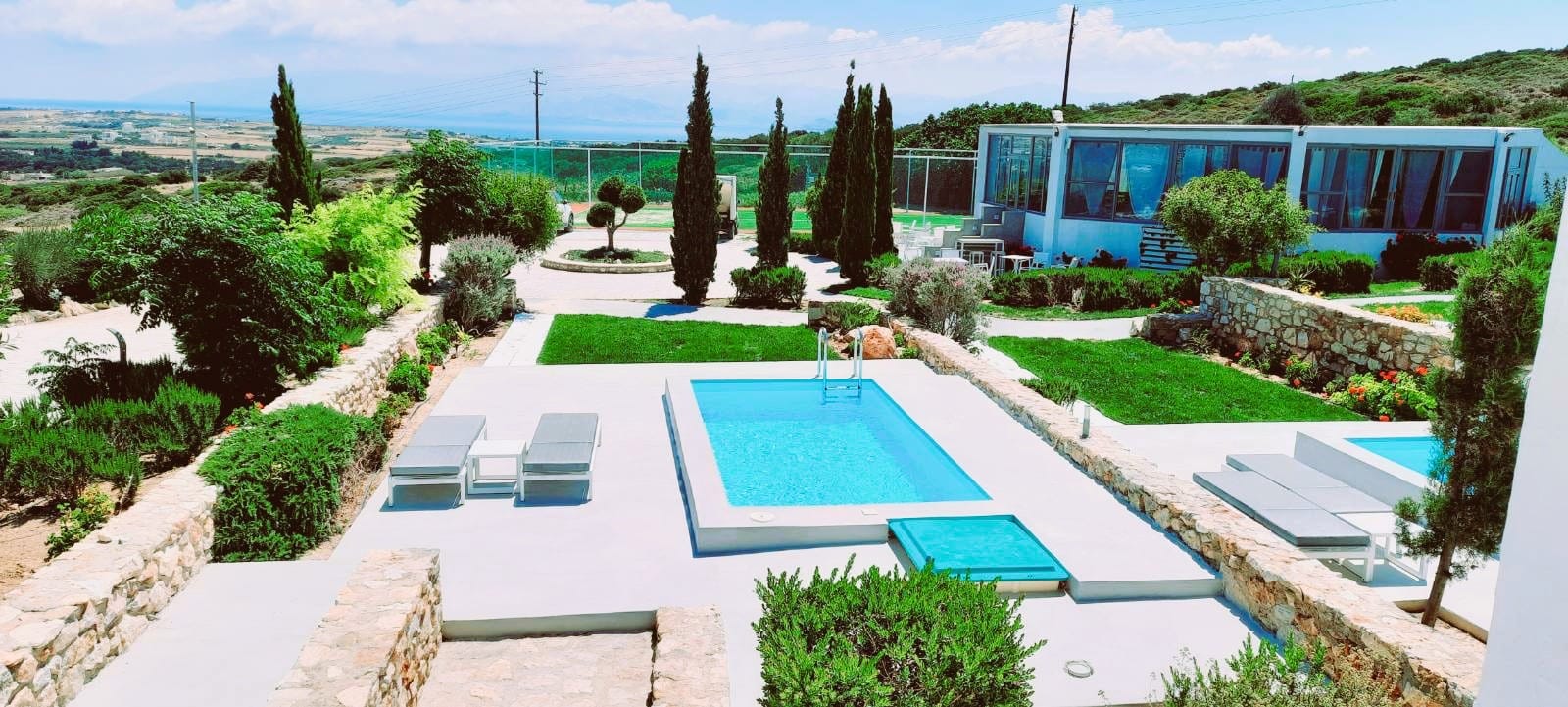 Naoussa Hills Boutique Resort