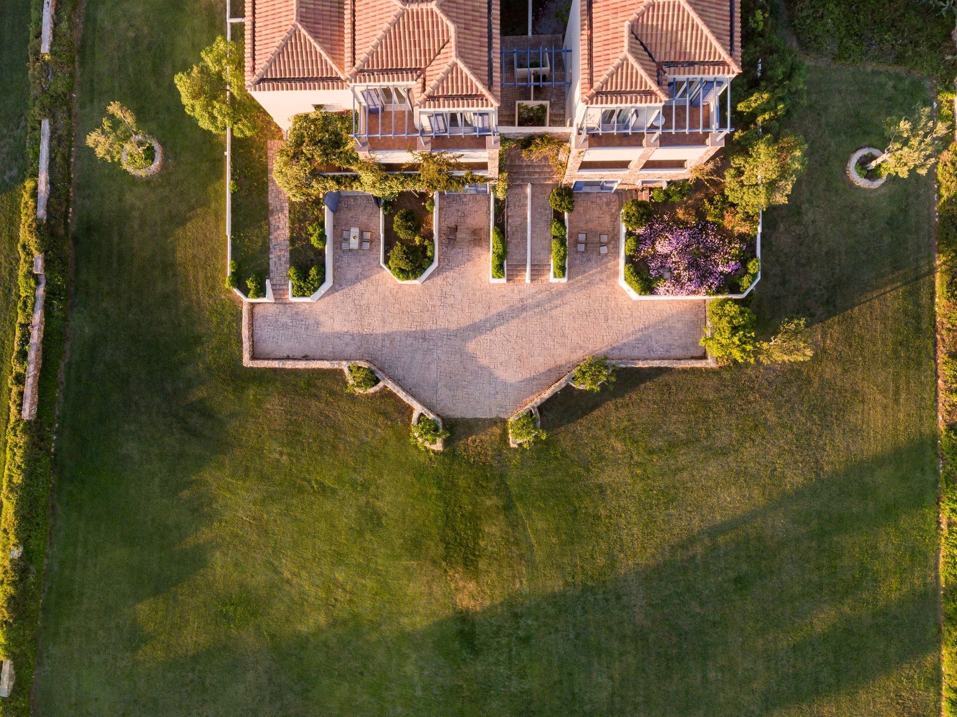 Neapoli Villas