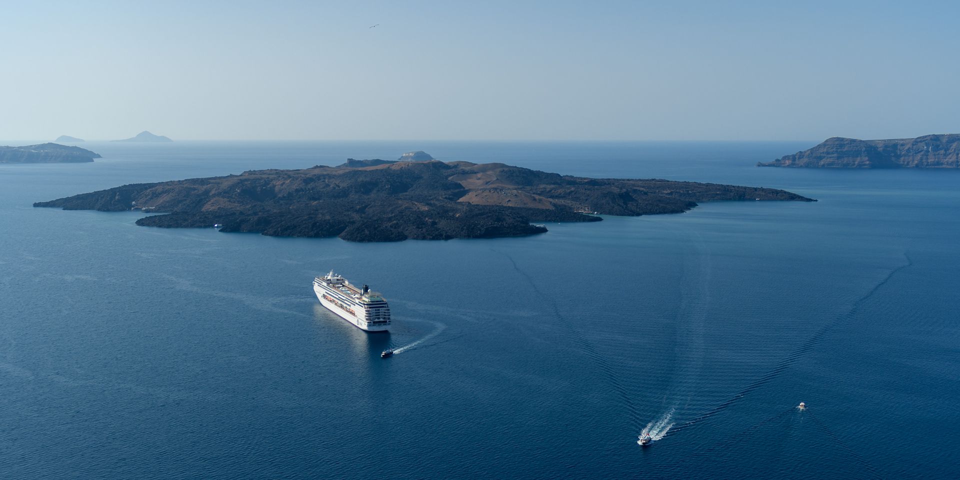 Nefeles Luxury Suites Santorini