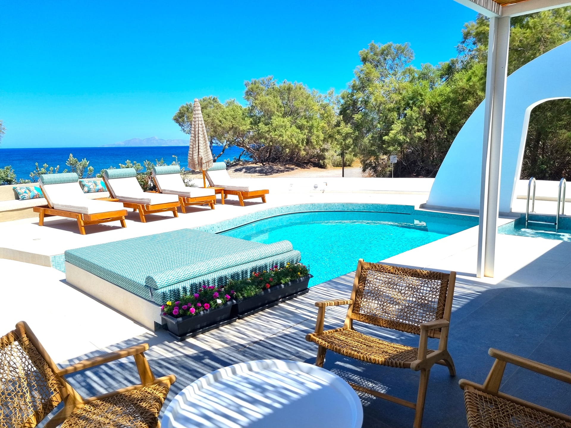 Nerea Seaside Villa