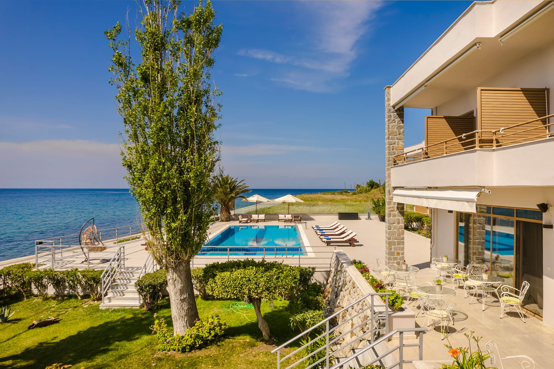 Niki Beach Hotel