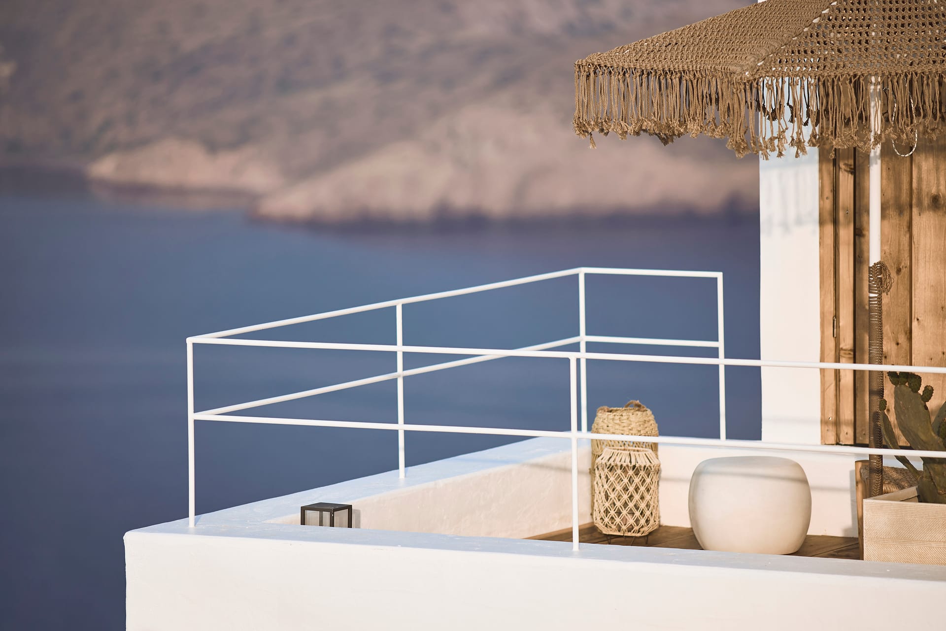 Niove Suites Milos