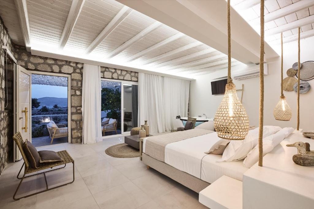 Nirome Luxury Suites