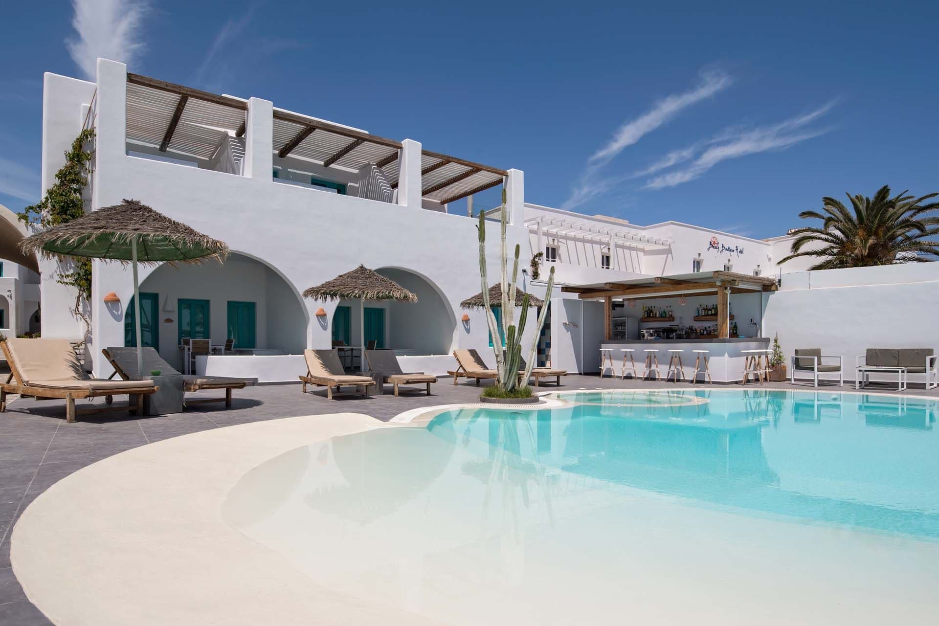 Nissia Beach Apartments & Suites Santorini
