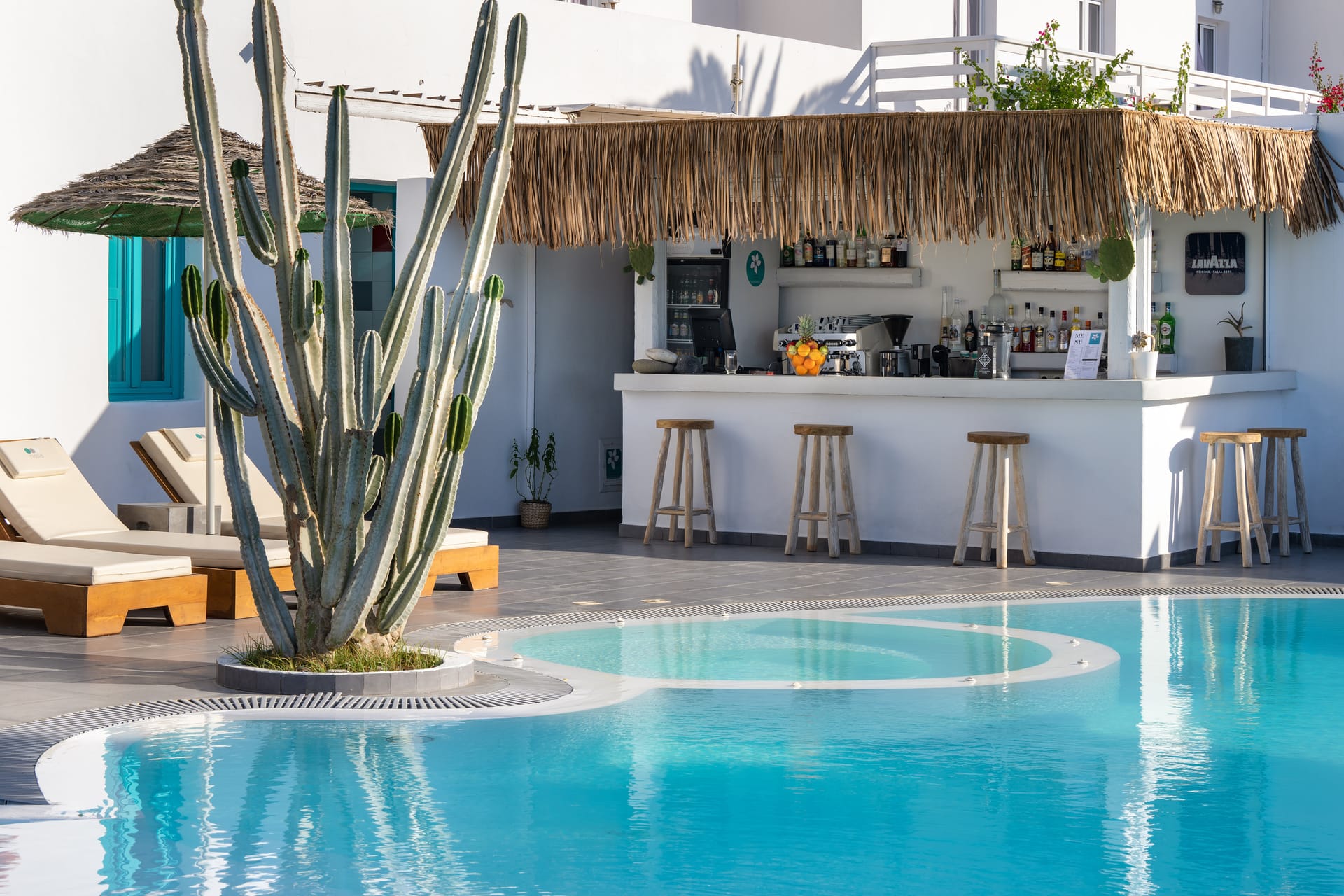 Nissia Beach Apartments & Suites Santorini