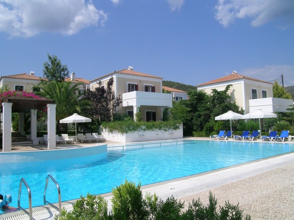 Nissia Traditional Residences