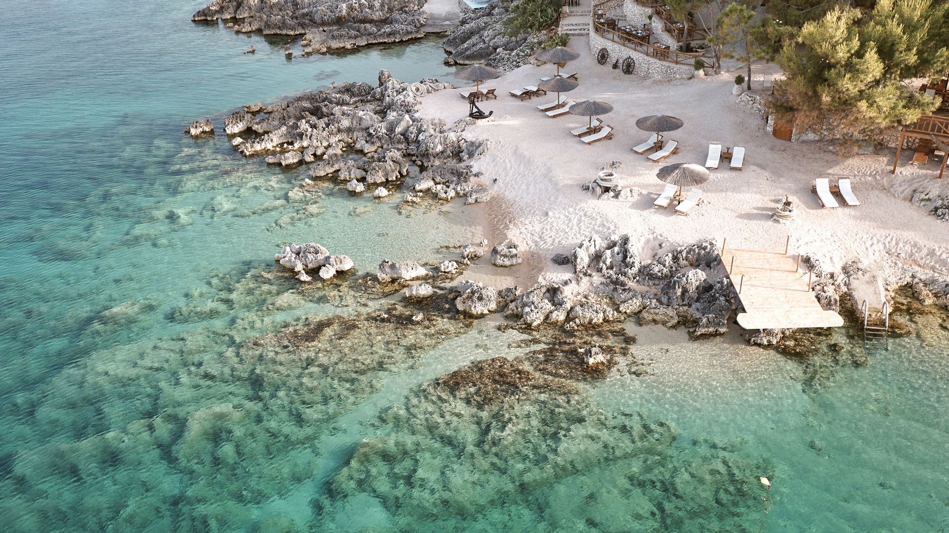 Nobelos Seaside Lodge