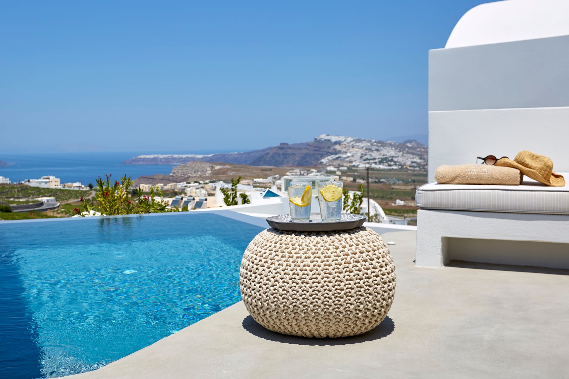 Nova Luxury Suites Santorini