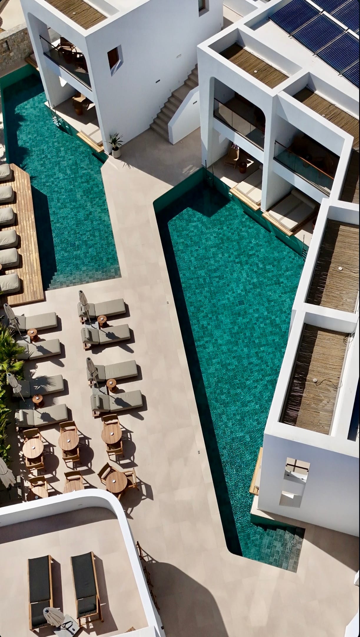 Nuca Mykonos