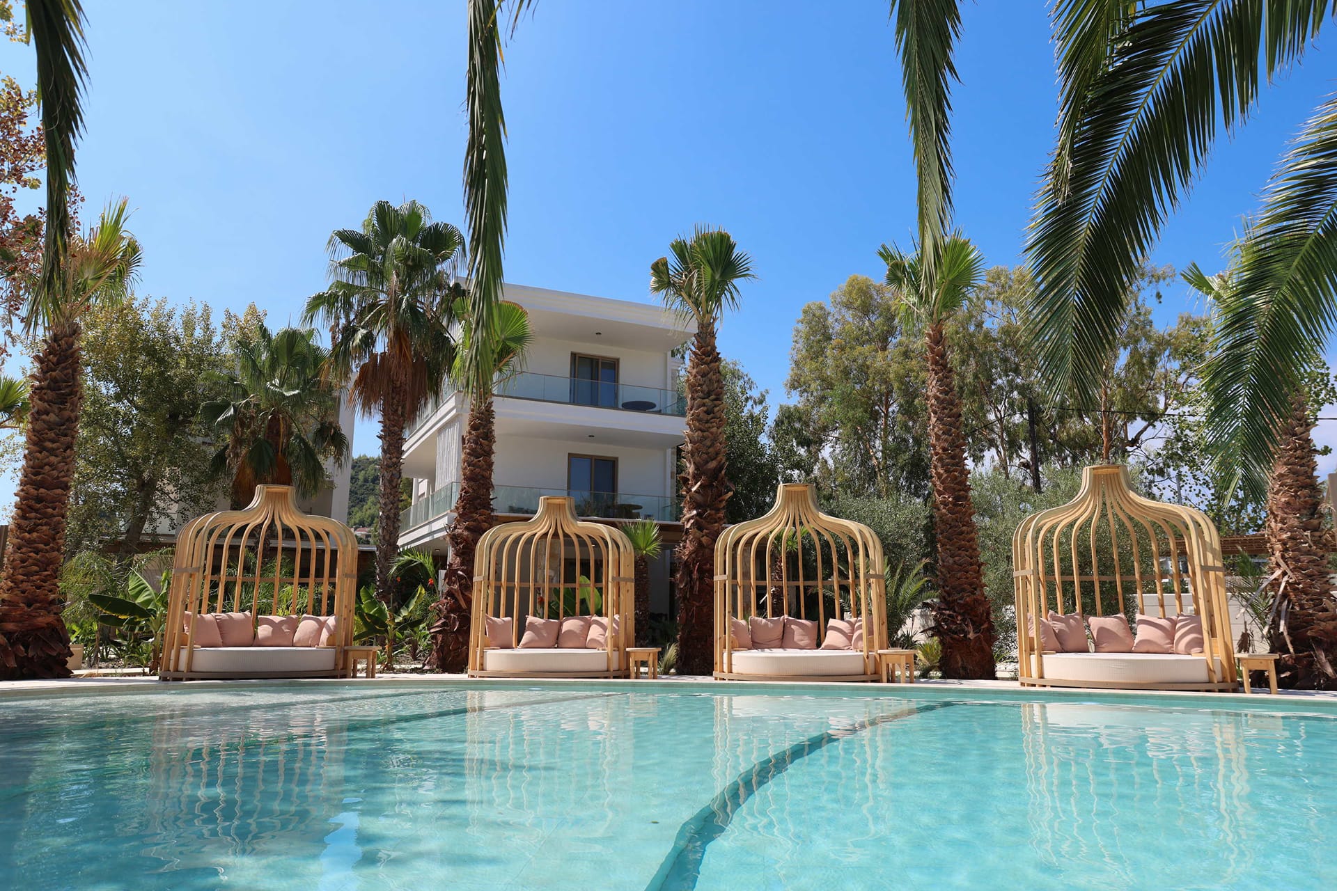 Nusa Suites & Villas