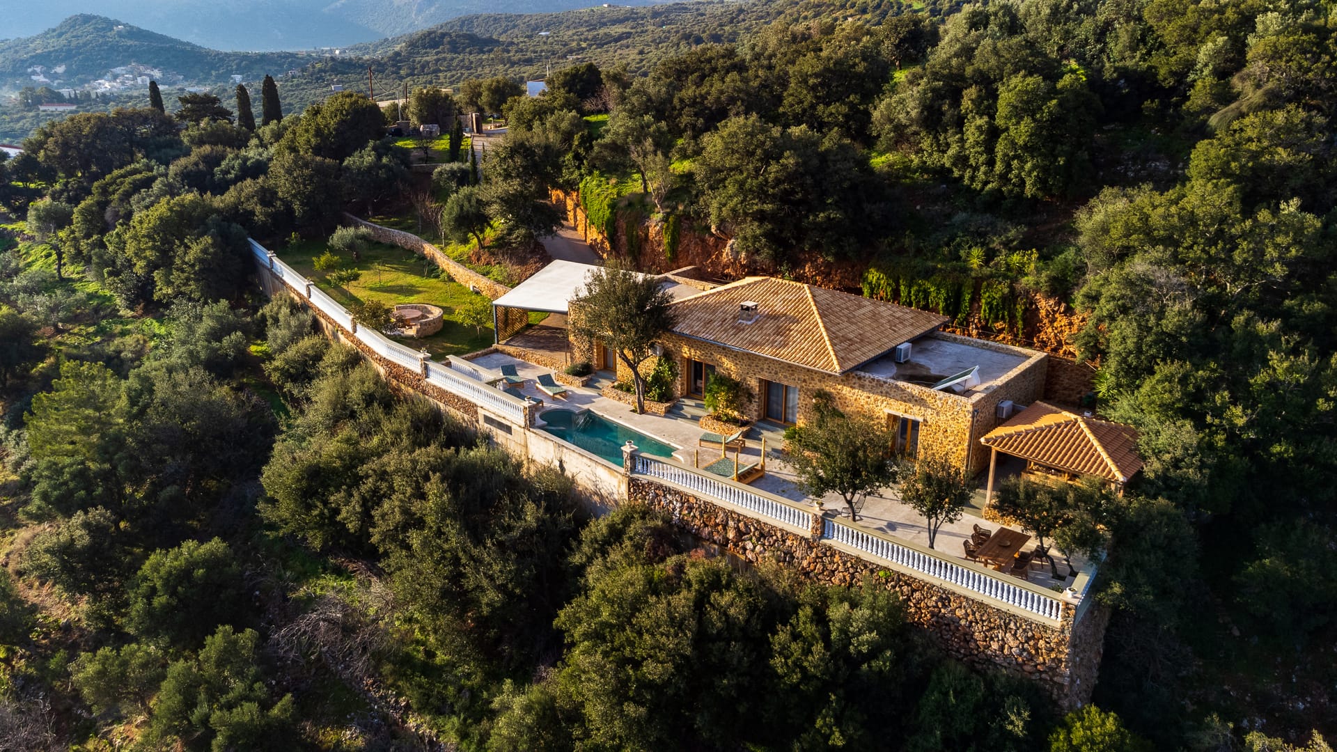 Oak Tree Estate